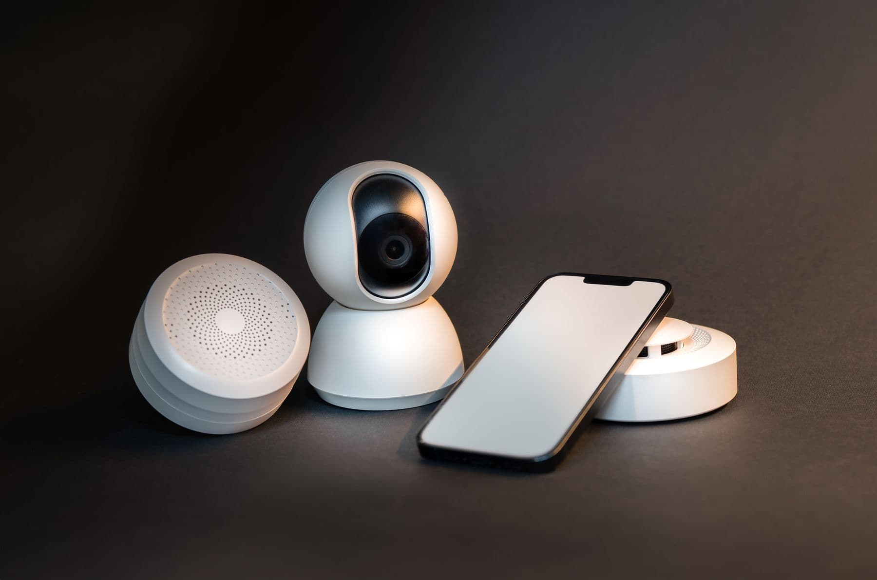 Dispositifs de sécurité domestique connectés
